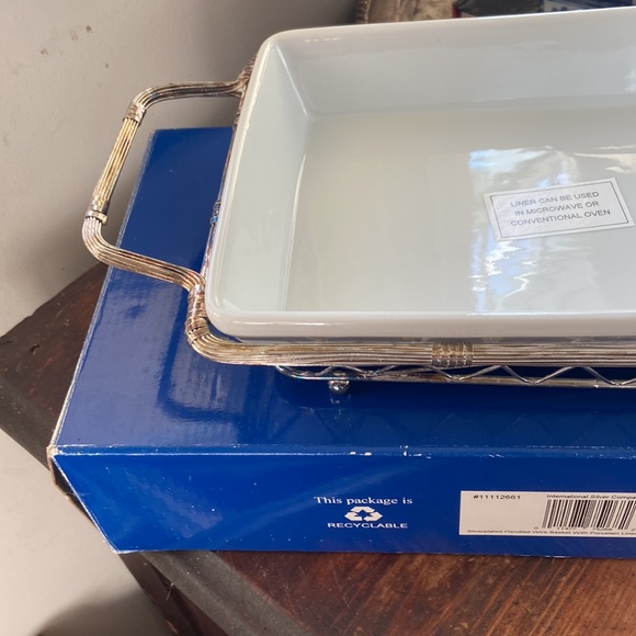 NIB International Silver serving tray with liner - Picture 9 of 10